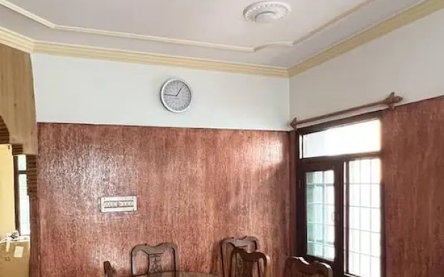 Dilan Residency Villa -5 Bedroom- Centrally Heated