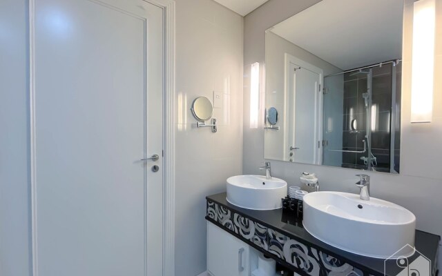 Damac Dubai Mall Luxury 1B