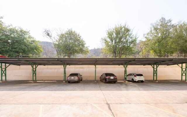 OYO 555 Chateau Vista