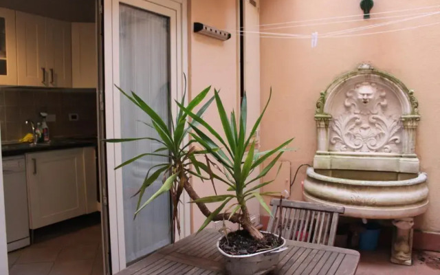 Urbana Colosseo Boutique Apartment