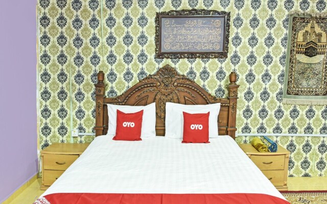 OYO 90740 Paddington Lodge