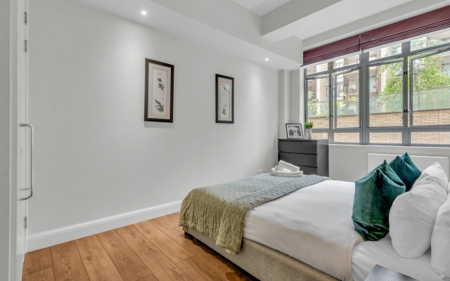 Luxurious Lawrence House Serviced Apartment