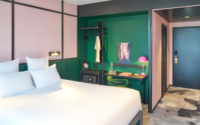 TRIBE Lyon Croix Rousse