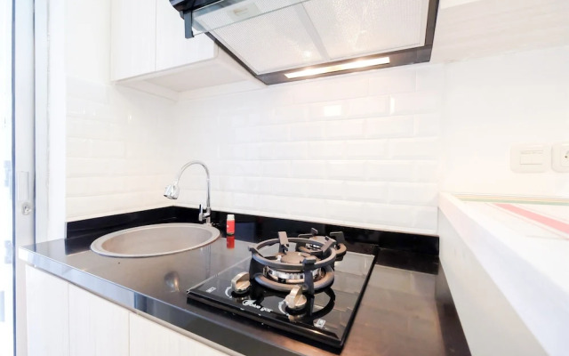 New & Clean Bassura City Apartment