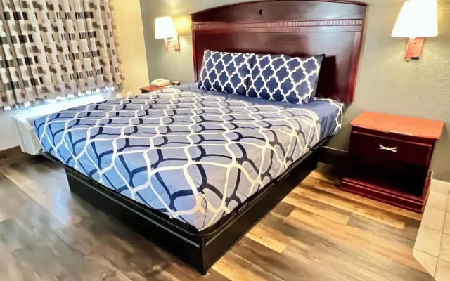 Magnolia Inn And Suites