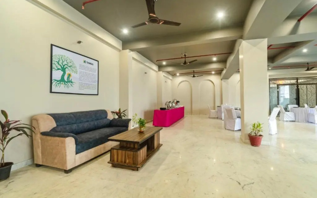 Treebo Aashirwad Bliss Inn With Swimming Pool