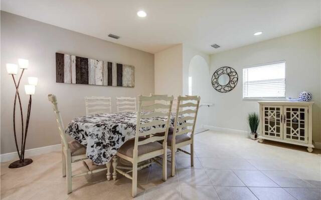 Serrano 201 - Two Bedroom Home