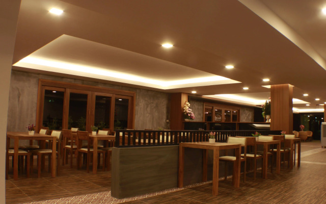 Huen Jao Ban Hotel