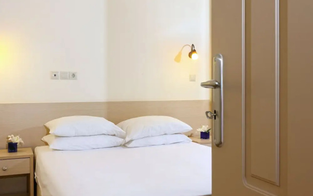 Cosman Hotel Apartments