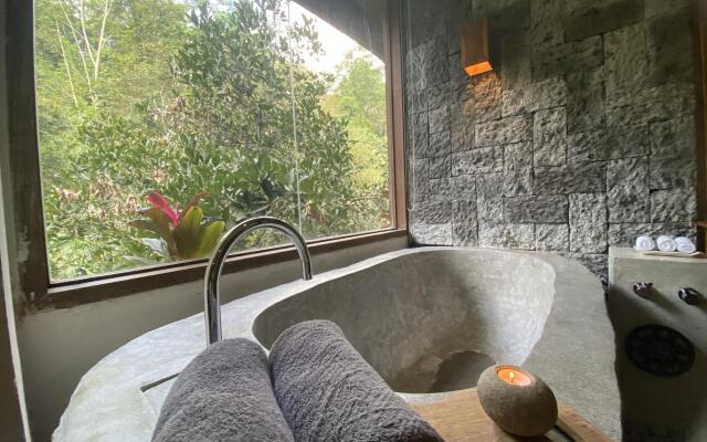 Курорт Kenran Resort Ubud by Soscomma