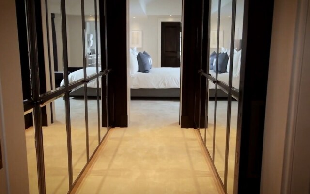 Beautiful 4-bed Flat in Mayfair