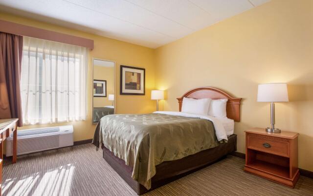 Quality Inn & Suites CVG Airport