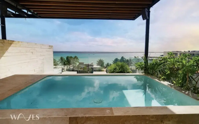 3 Br Ocean Front PH With Stunning Views