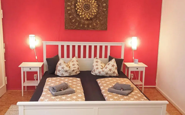 2bed Old Town Apt Sleeps 6 - Rooftop Terrace, Wifi