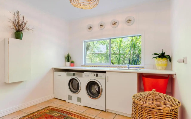 Sunshine Beach House 14 Depper Street