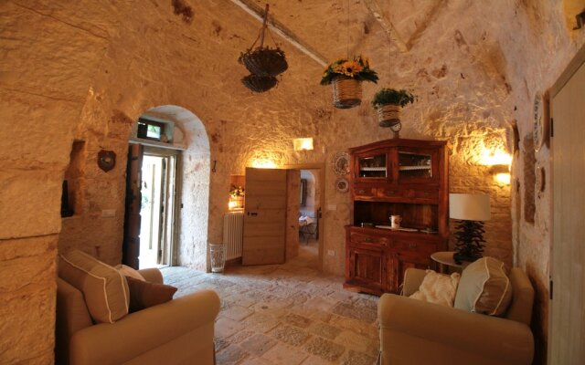TD Trulli di Montaltino with Stunning Huge Pool