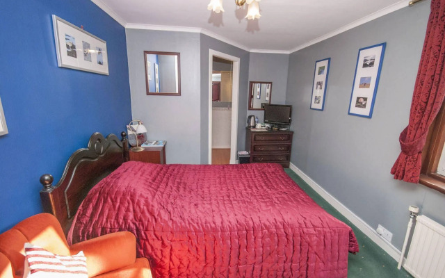 Glendruidh House