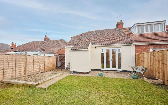 Host Stay Wardman Crescent