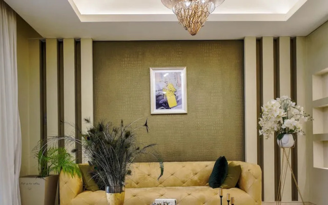 KOHH – 3BR Townhouse in Claret