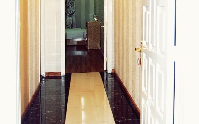 Al Nabarees Al Raqi Furnished Units