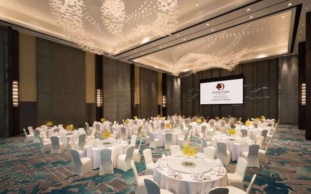 DoubleTree by Hilton Qingdao Oriental Movie Metropolis