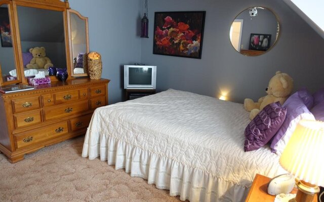 Slumber Westhill B&B