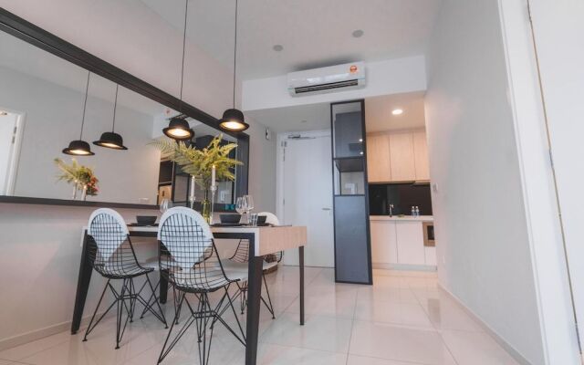 The Robertson by White Forest Suites