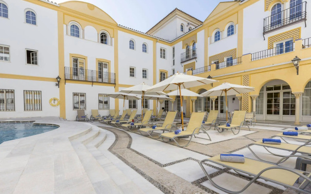 Hotel Macià Alfaros