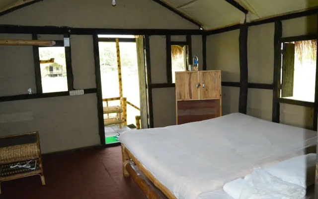 Lali Mou Camp By GRB