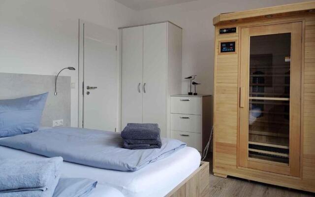 Grosse-Ferienwohnung-14-mit-Meerblick-und-Strandkorb-im-Haus-Seeluft-in-Duhnen