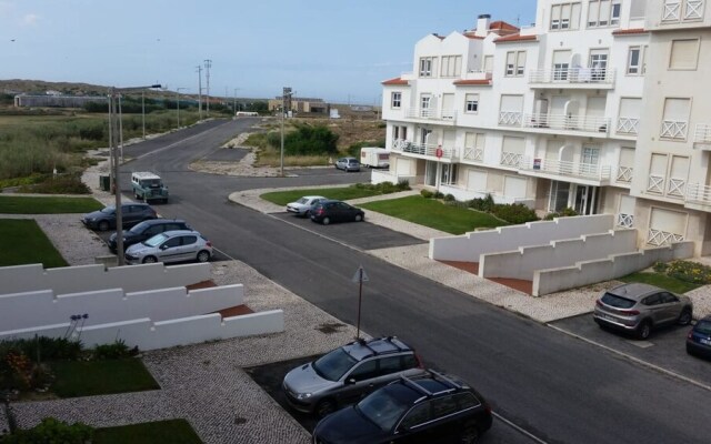 Apartment With 2 Bedrooms in Ferrel, With Wonderful sea View, Pool Acc