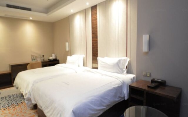 Lavande Hotel Nanjin Shuiximen Mochou Lake Garden