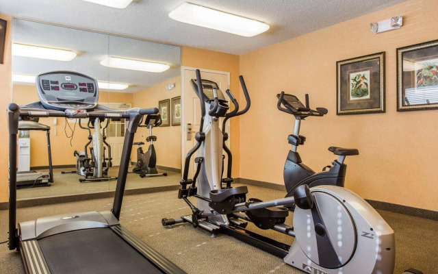 Suburban Extended Stay Hotel North - Ashley Phosphate