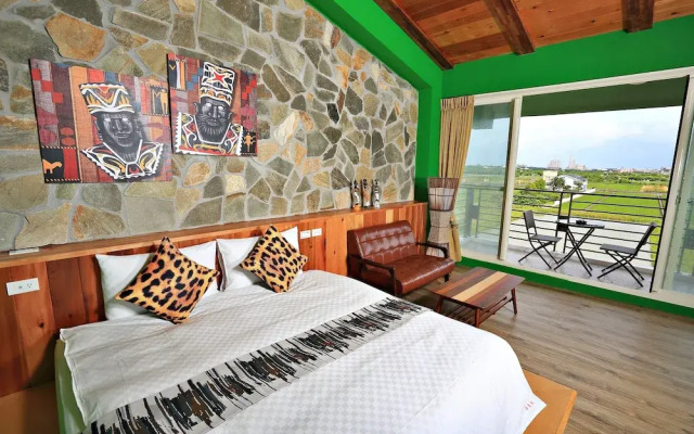 Lotung Stay B&B