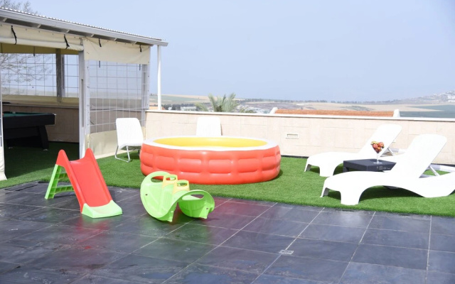 Villa On The Hill