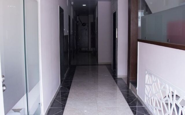 Hotel Shree Palace & Restaurant