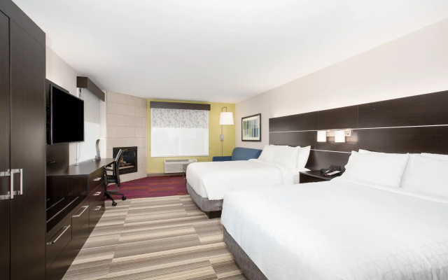 Holiday Inn Express & Suites Lincoln City by IHG