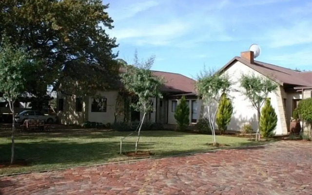 Oak Rest Guesthouse