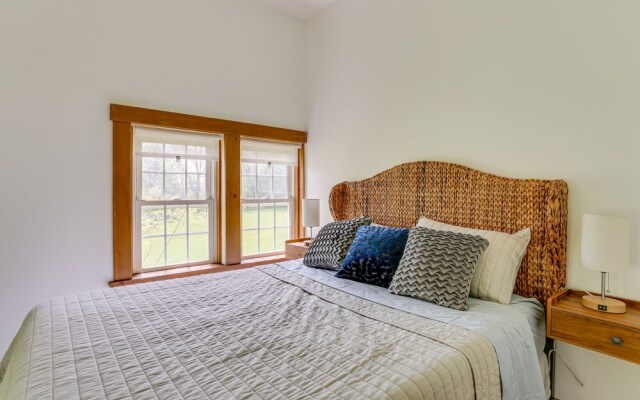 Quaint Goshen Apartment w/ Patio!