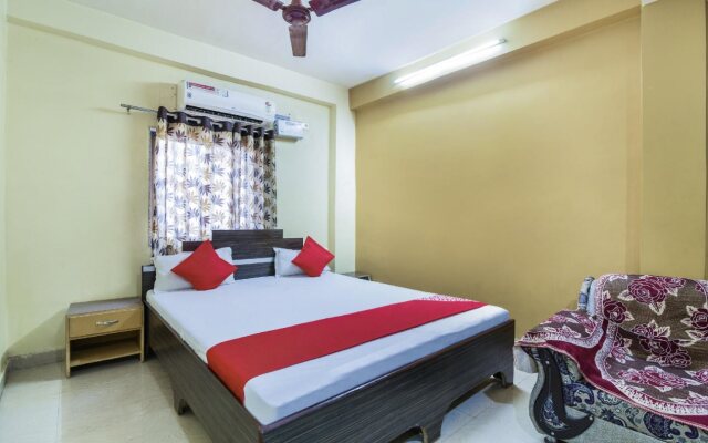 Hotel Holiday Inn By OYO Rooms
