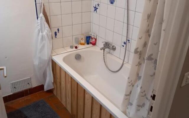 Maison chaleureuse et lumineuse à 400m de la plage