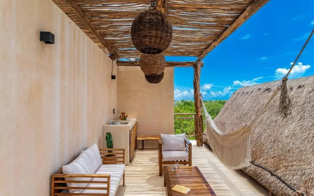 @villa.akbal- 2bd rooftop w/ open dinning room