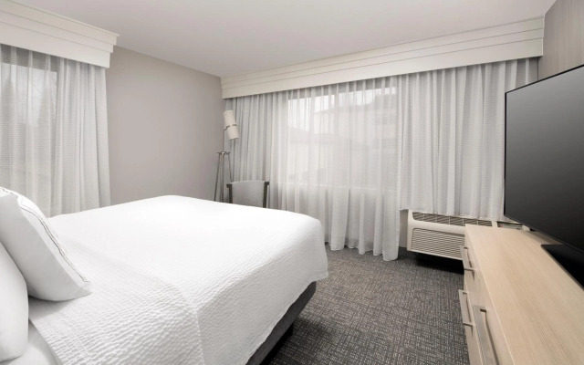 Courtyard By Marriott Portland Hillsboro