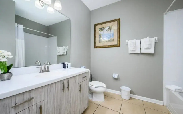 Stunning Vacation Condo - Vista Cay Resort - 2008