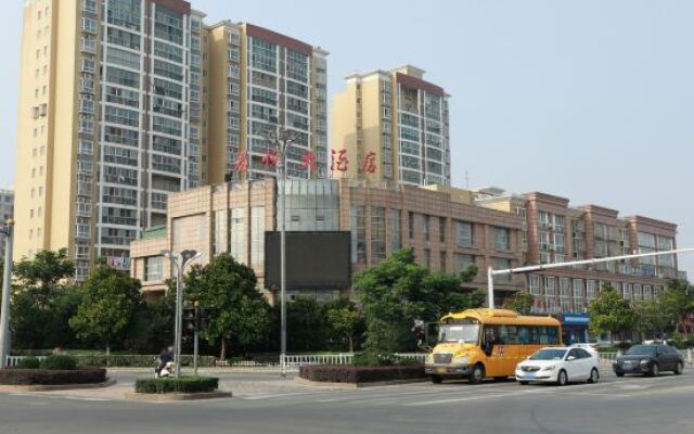 Junyue Hotel
