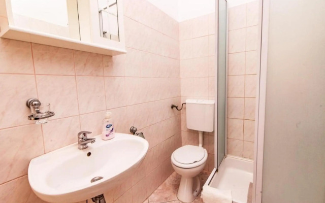 Vik - 250 m from beach - A3(2+2)