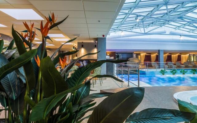 Спа- и конференц-отель V