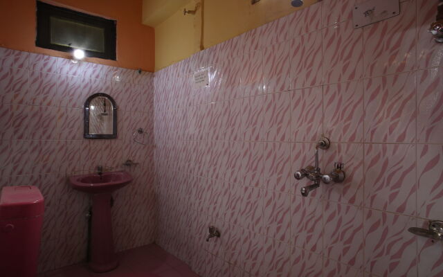 Govind Hotel
