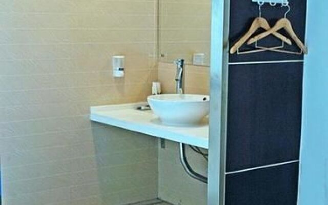 E JEA Hotel