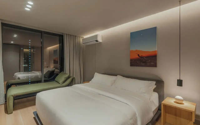 Wake BioHotel